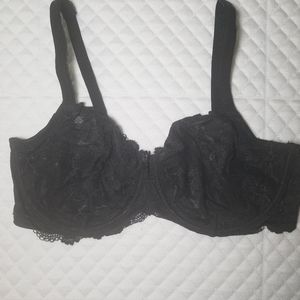 PLUS SIZE Black Lace Victoria's Secret Bra